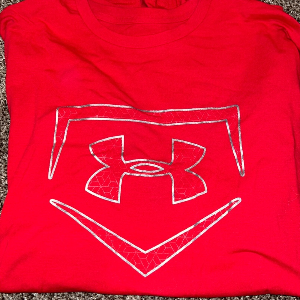 Under Armour T-shirt